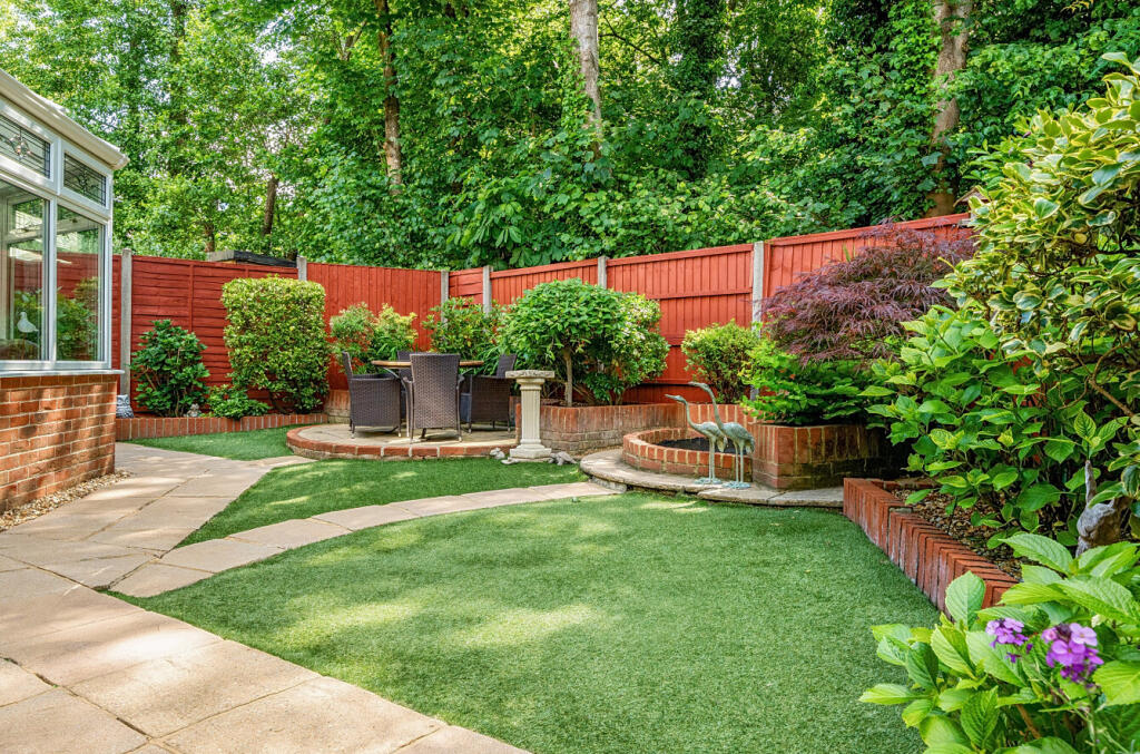 1302504-26-683d7c...