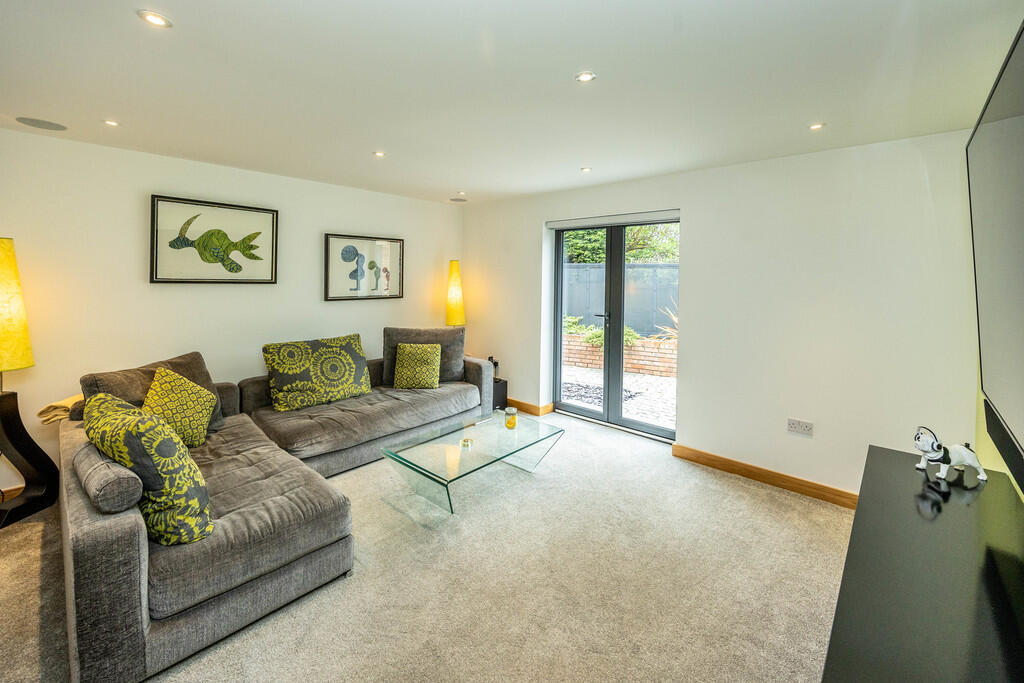 27PLLeeds-250425-...