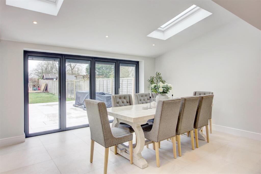 Kitchen/dining/family