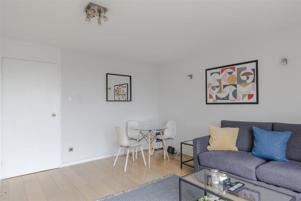 30 New Compton Street-13.jpg