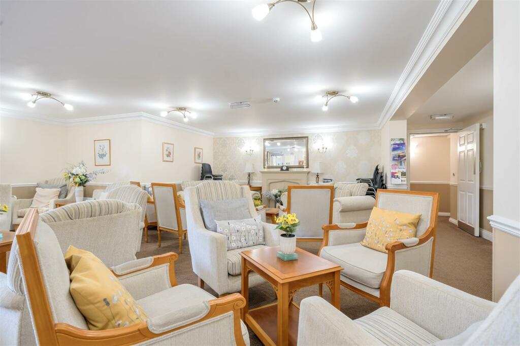 Owners Lounge - New.jpg