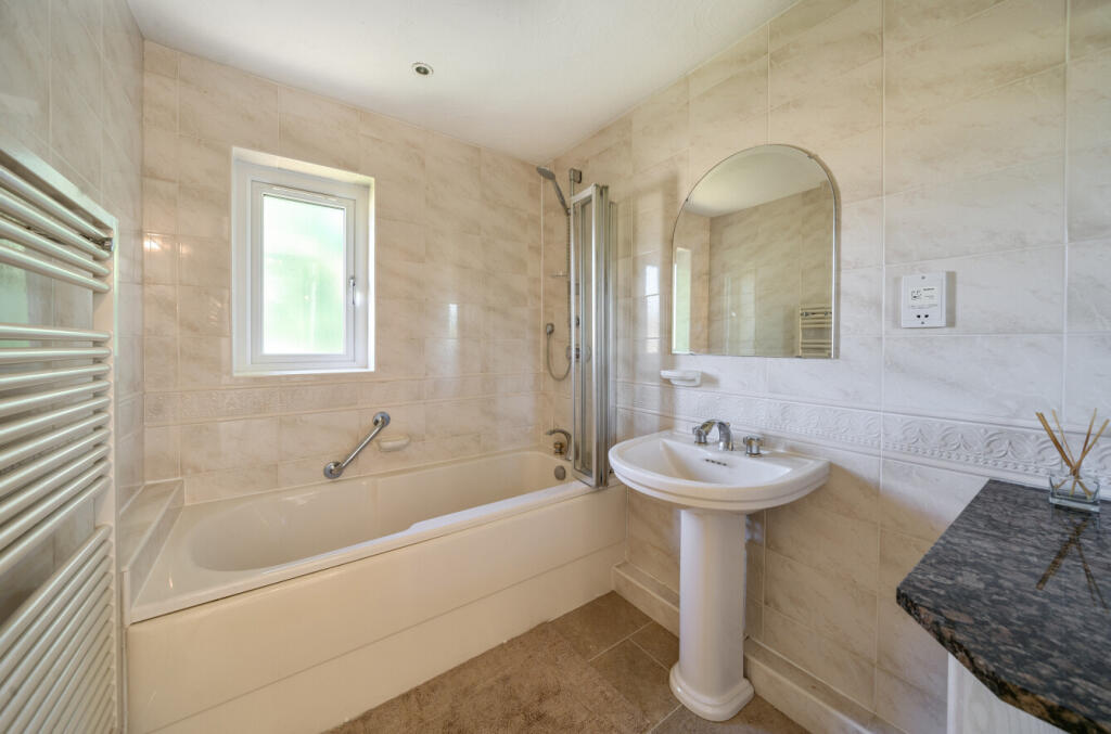 1319344-7-6870f7a...