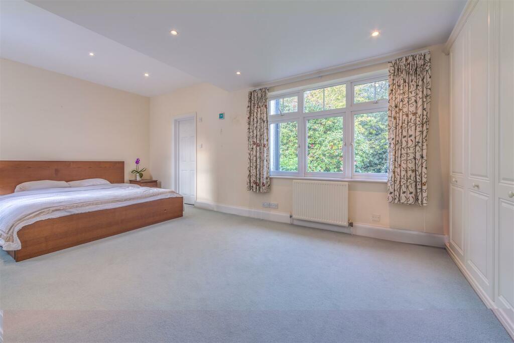 master bedroom.jpg