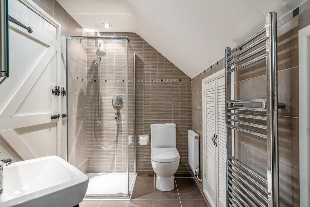 Annex Shower Room