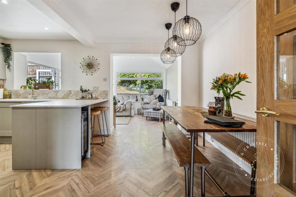 Cae Pant, Caerphilly, Hern Crabtree (33).jpg