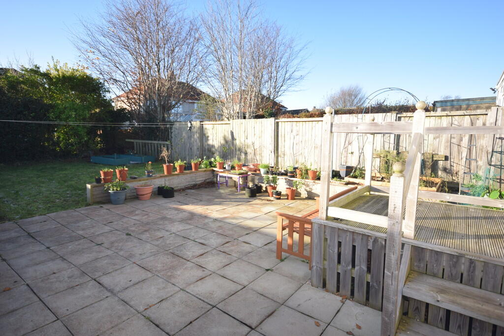 GARDEN 