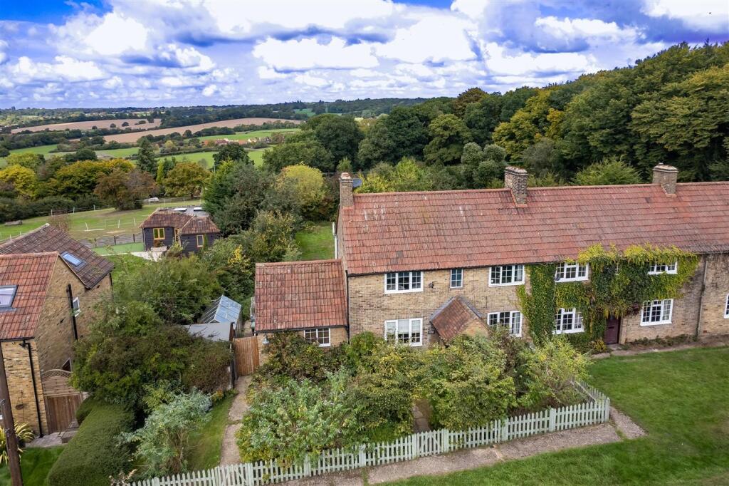 2 Hilltop Cottage aerial  (9).jpg
