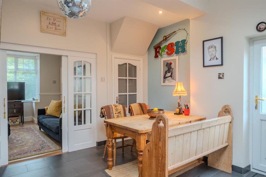 23 Coed Y Gric Road-21.jpg