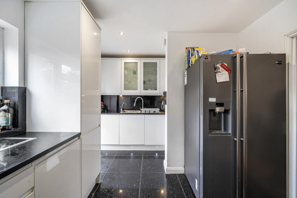 1332425-9-688a463...