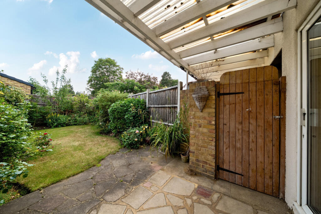 1298502-6-6847378...