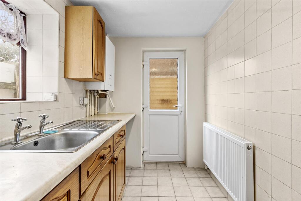 kitchen #2.jpg