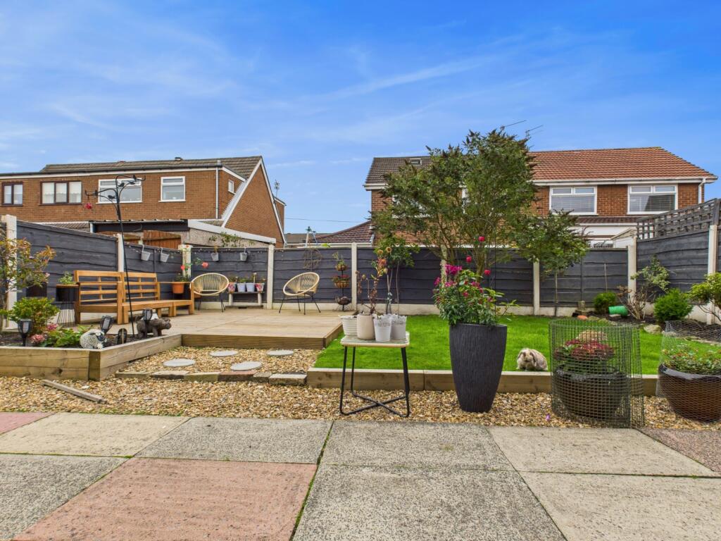 CAM03729G0-PR0149-STILL021