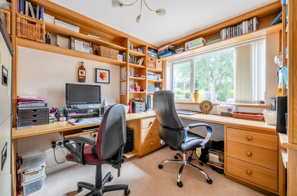 1342963-17-68a856...