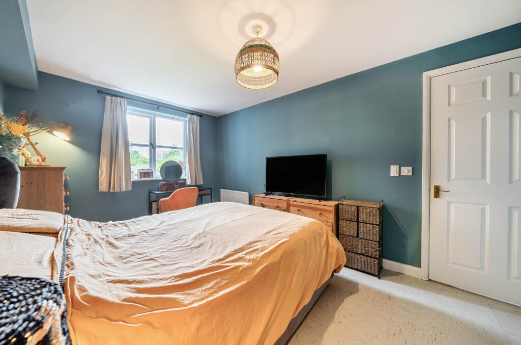 1302297-2-68387e7...