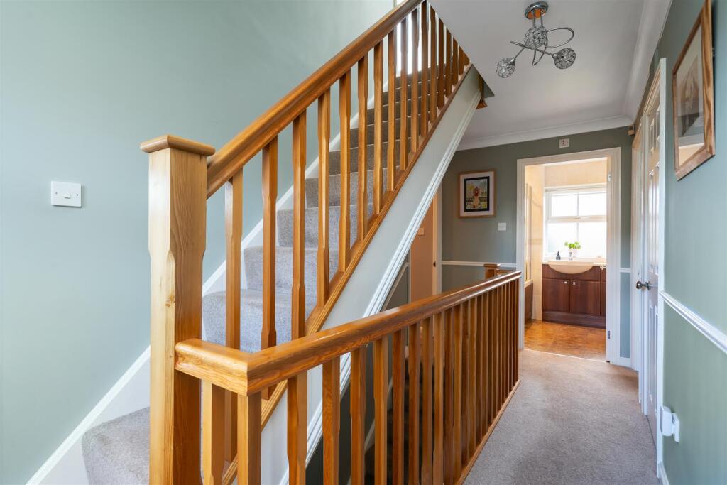 34 Whitefields Gate_6.jpg