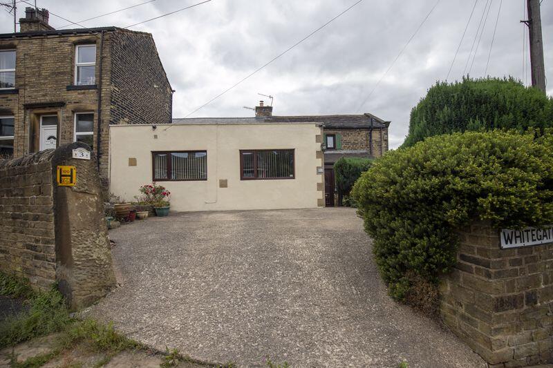 Exterior &amp; Parking