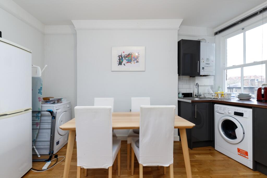 Fulford Mansions ...