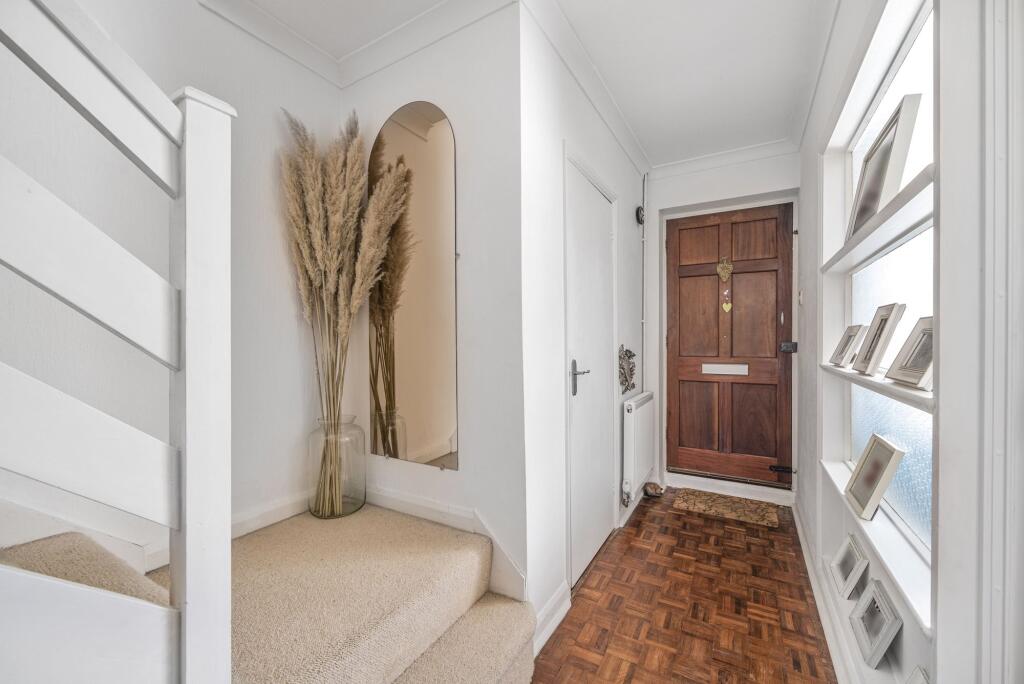 Entrance Hall (1)