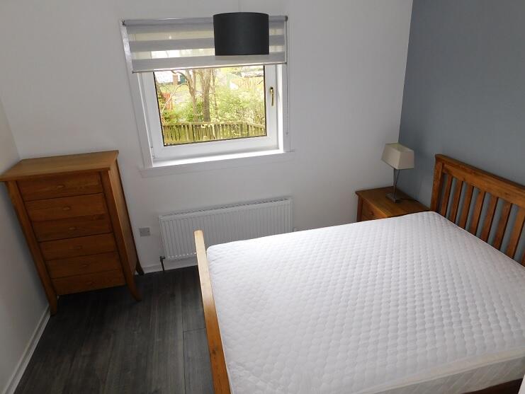 5214-20210420111437-aa-bughtlin-loan-edinburgh-bedroom1