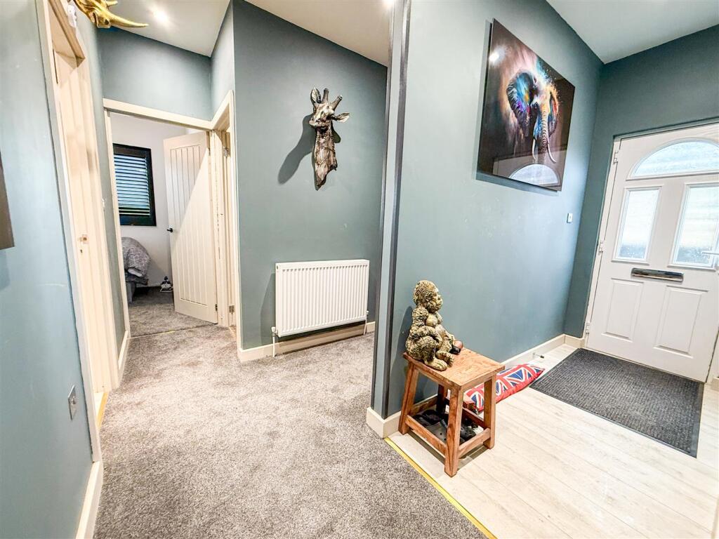 ENTRANCE HALLWAY