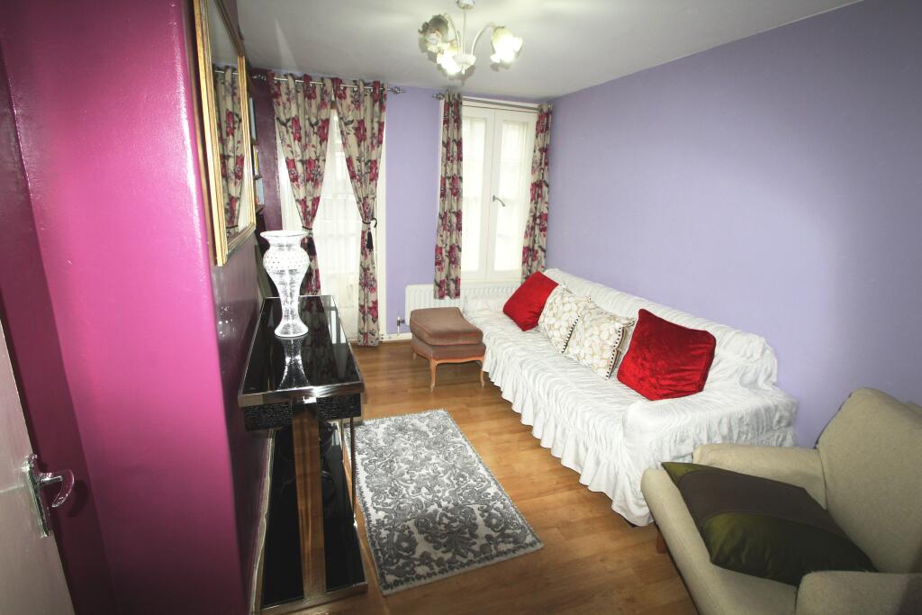 Photo 03
