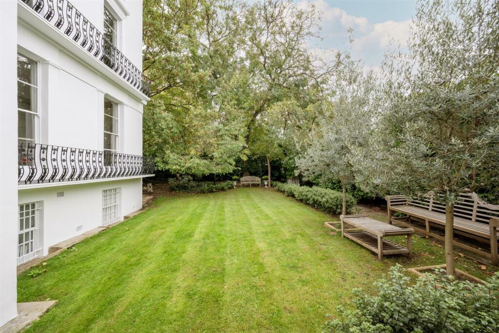 16 Prince Albert Road Lo-54.jpg