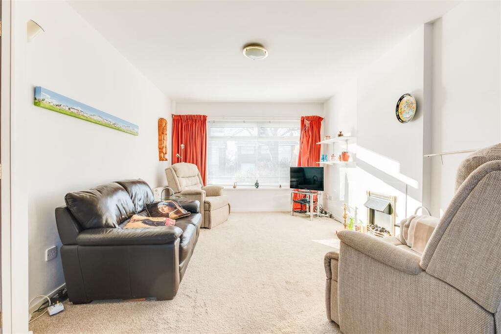 Constables - Colliery Green Drive-5.jpg