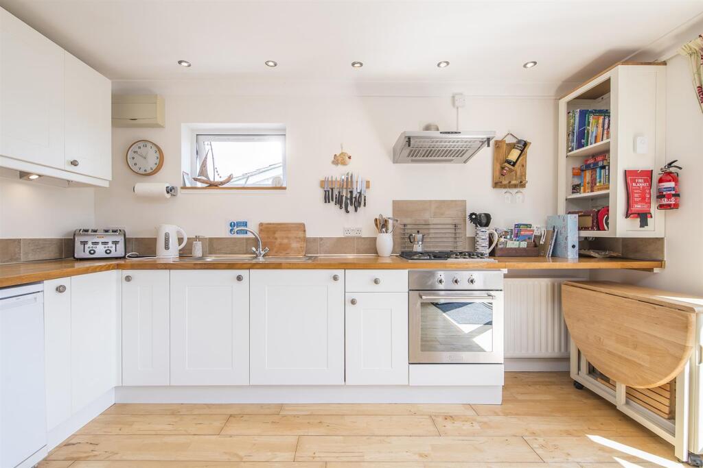 _DSC586413543 sweet retreat.jpg