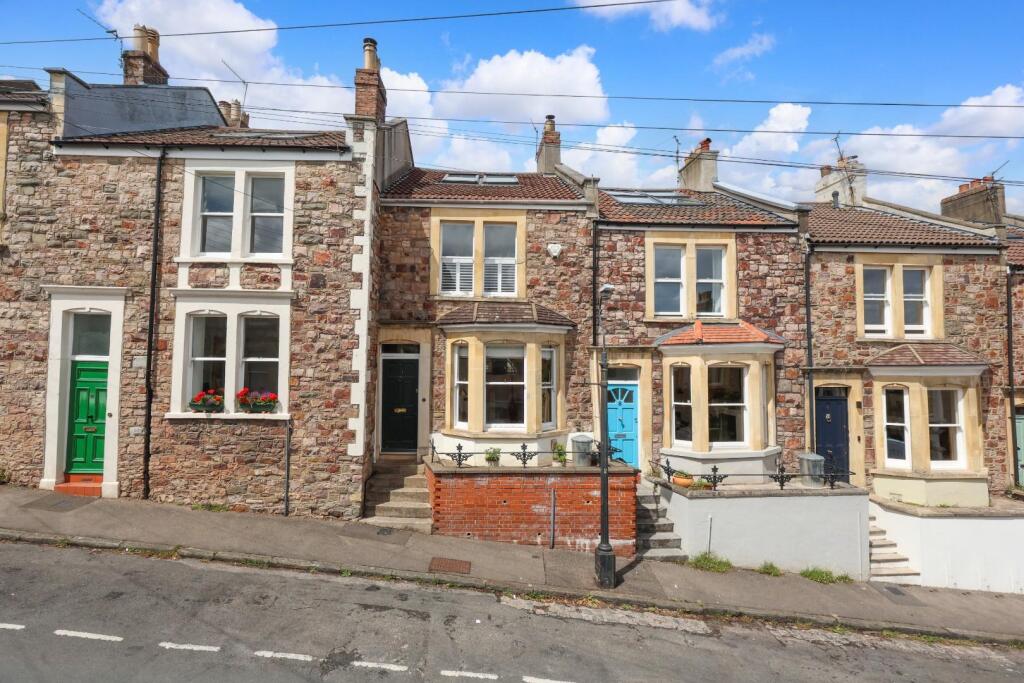 7 Southernhay Avenue 40.JPG