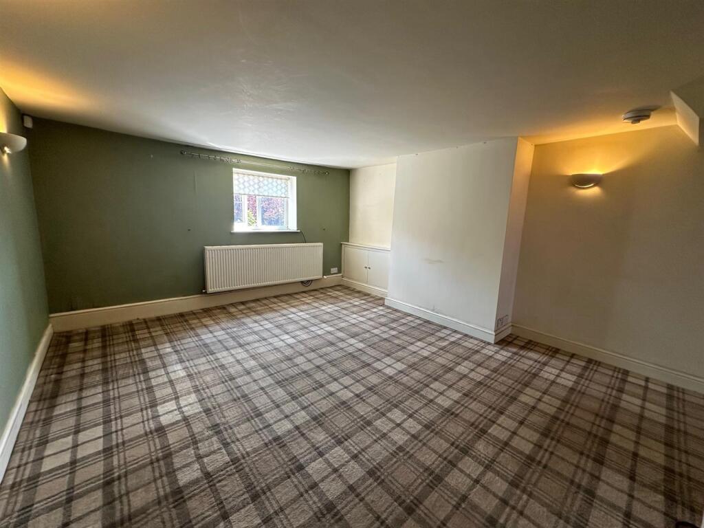 lounge.jpg