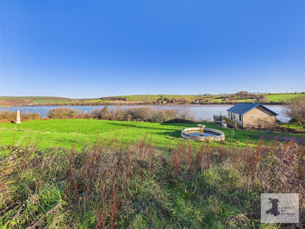 Boathouse and river views