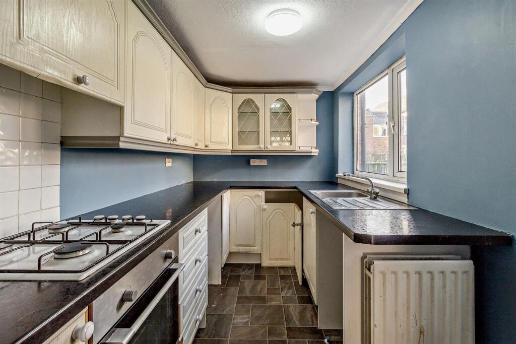 8672127-interior08-800.jpg