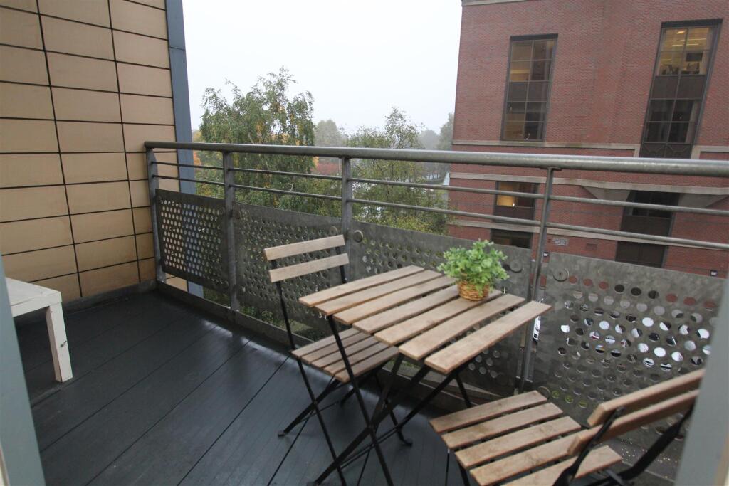 Balcony.JPG