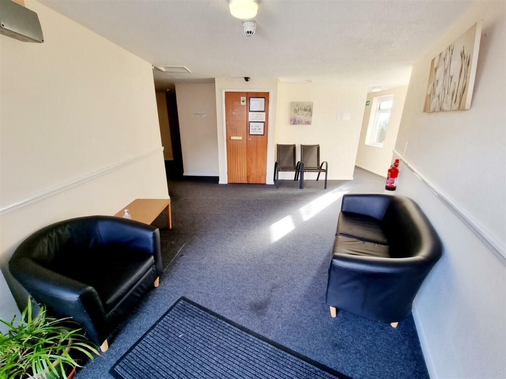 Market Court Lobby.jpg