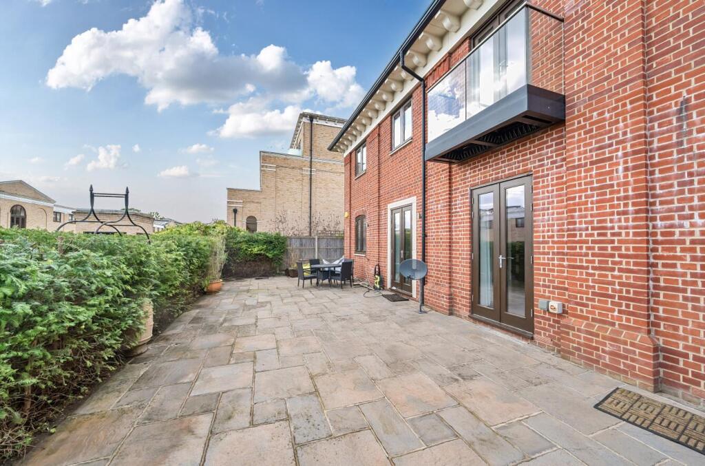 Davidson Frost-Wellings, DFW, Bentley Priory, Stan