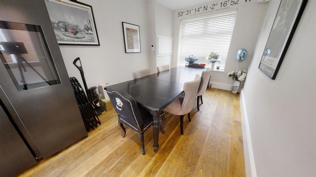 dining room .jpg