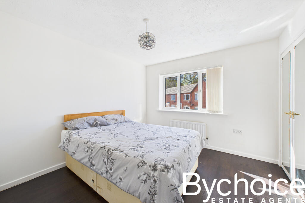 CAM05454G0-PR0058-STILL009