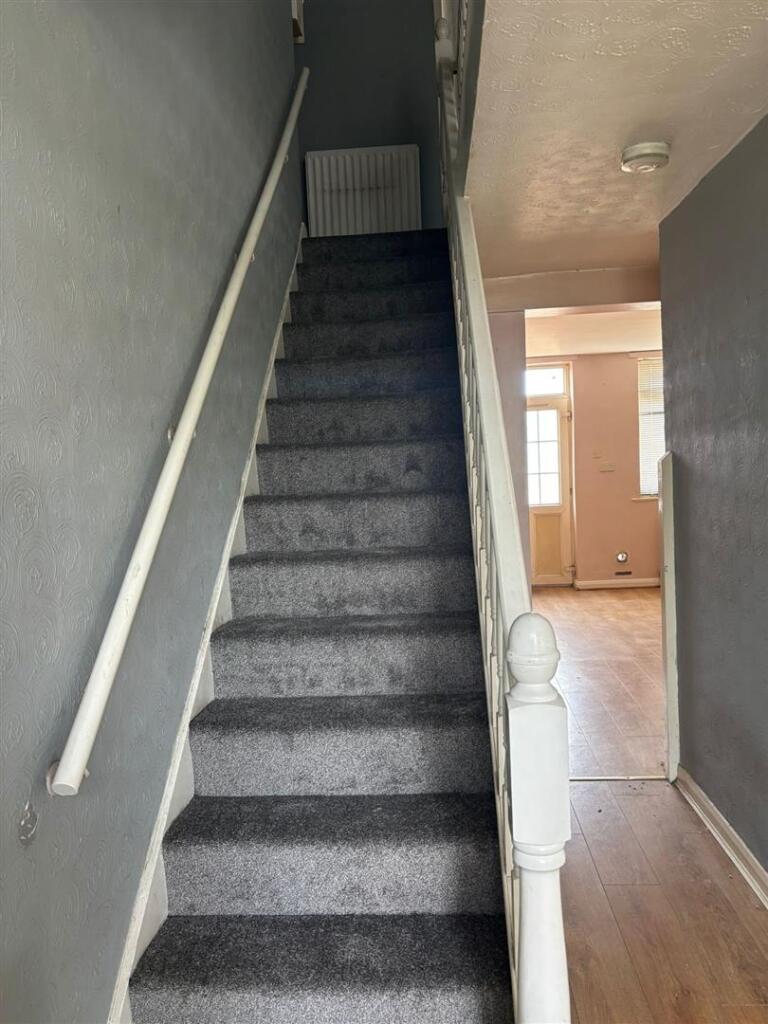 Staircase.jpg