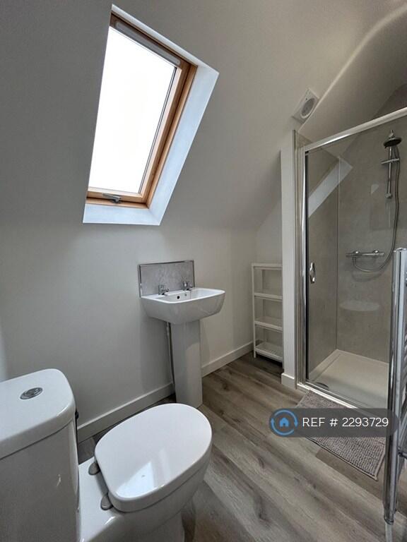 Room 7 En-Suite
