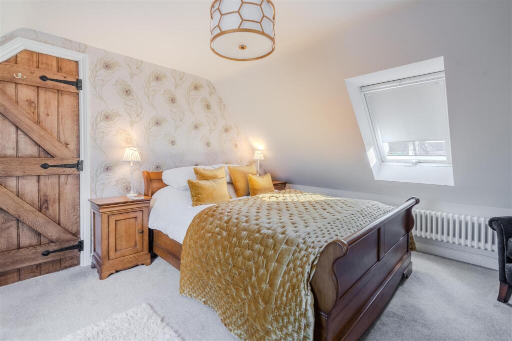 Bedroom 4-3.jpg