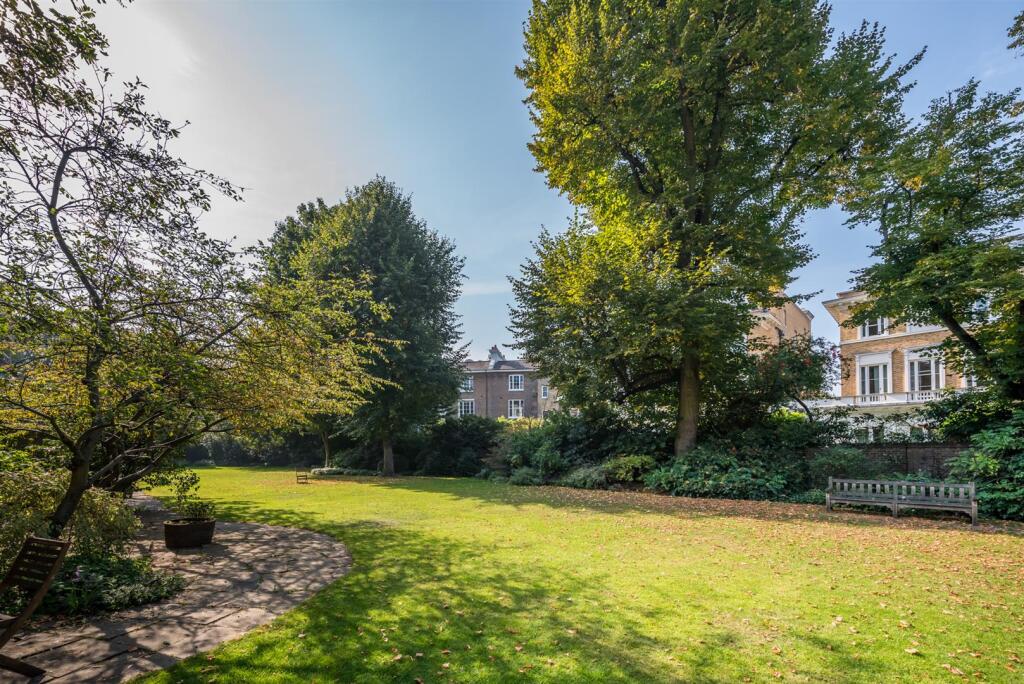 Cresswell Gardens 2_6-2-2. Low Res.jpg