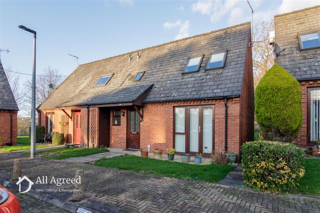 Top Farm Court, Kilburn