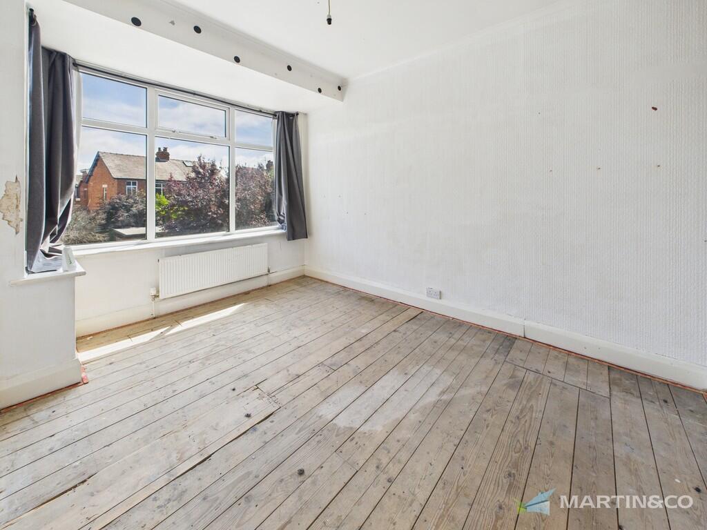 CAM02318G0-PR0498...