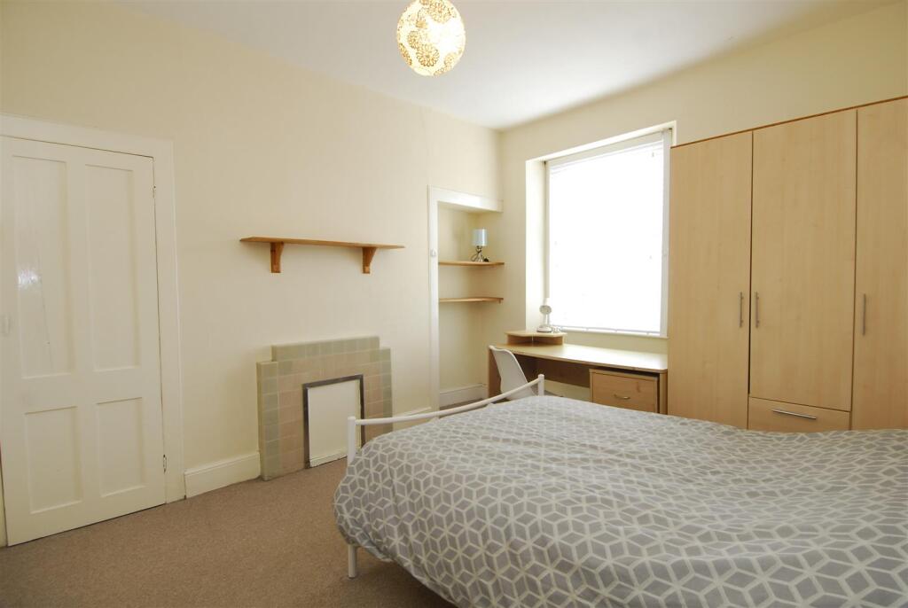 51CliftonPlaceR6008.JPG