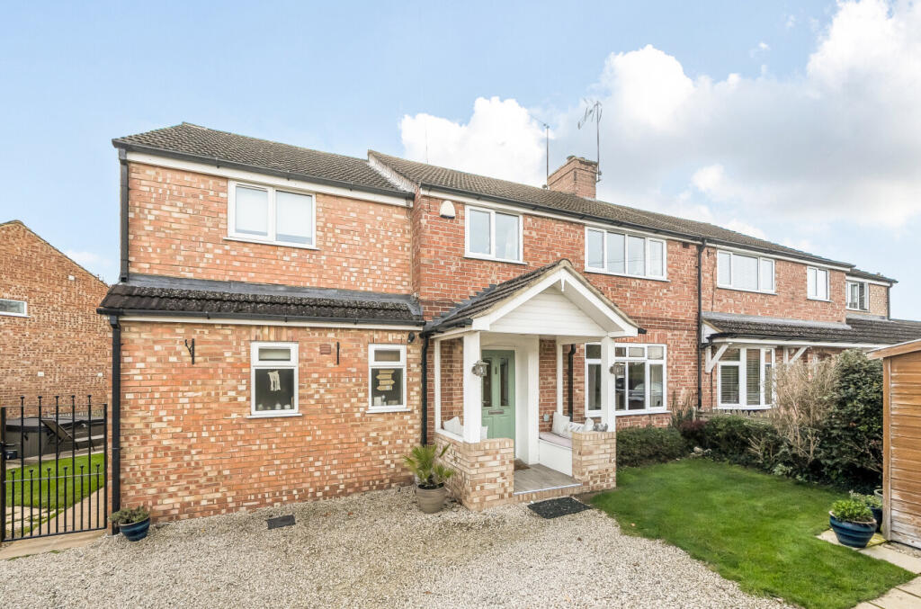 1371775-1-6900e73...