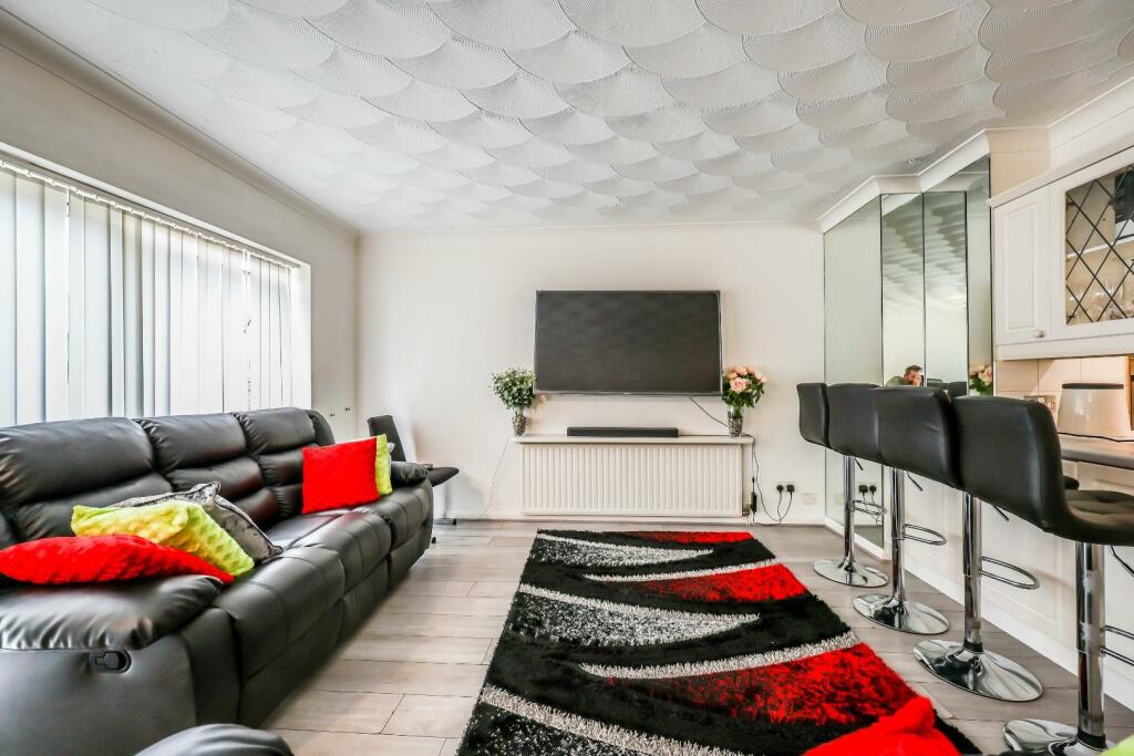 Kitchen/Lounge