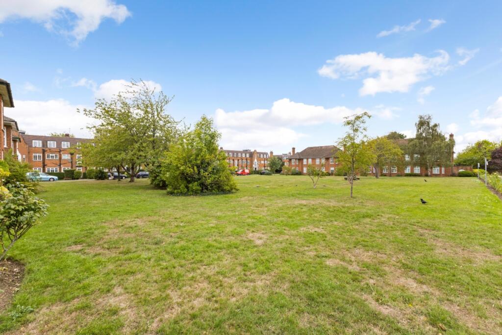 98914_58 Belmont ...