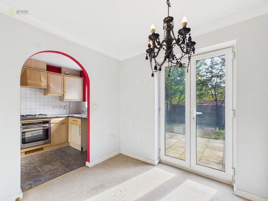 CAM03830G0-PR0222...