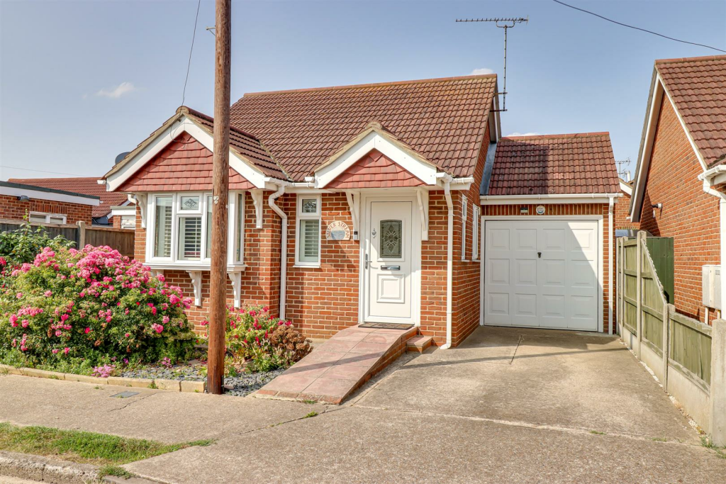 Sprundel Avenue, Canvey Island