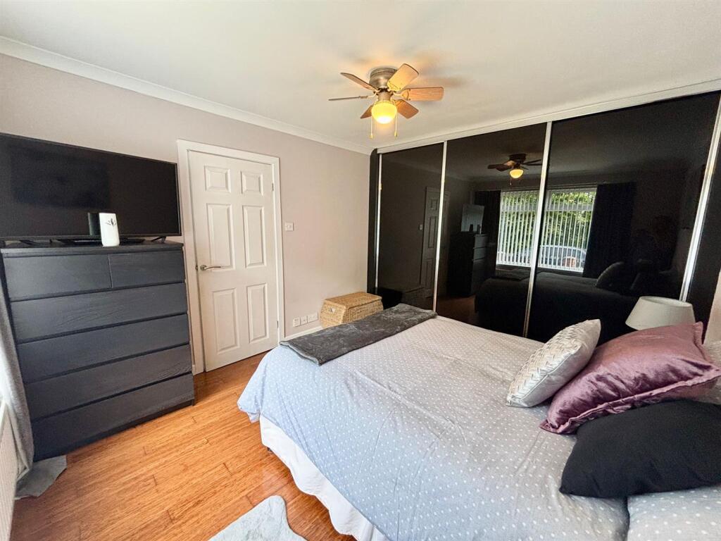 Deans Bed 1.jpg